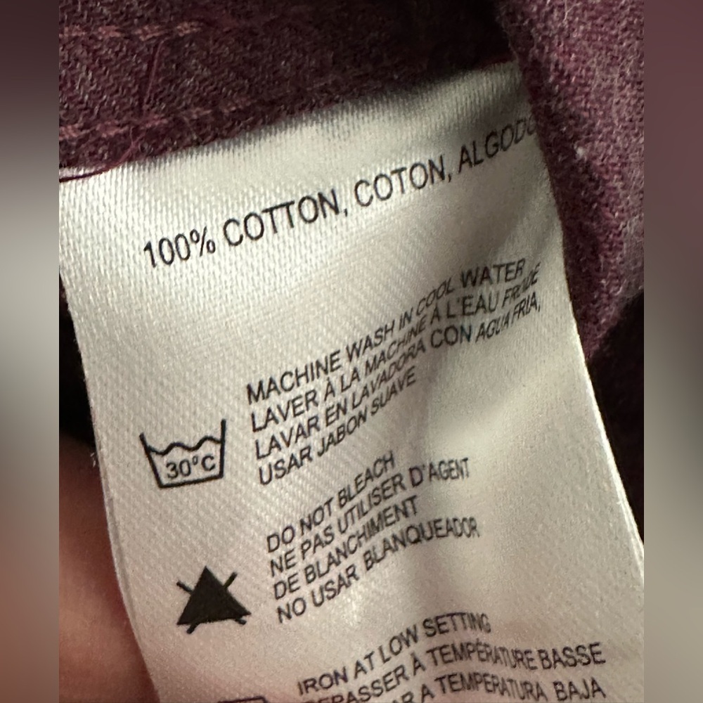 Heritage Report Men's Slim Button-Down Soft Flannel Shirt in Deep Burgundy - Picture 9 of 10